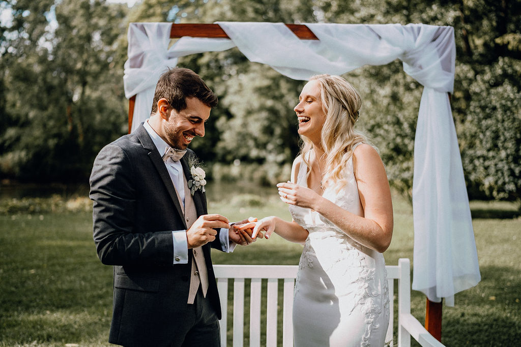 Ringtausch Hochzeit Wien (Fotocredit by Aschaaa Photography)
